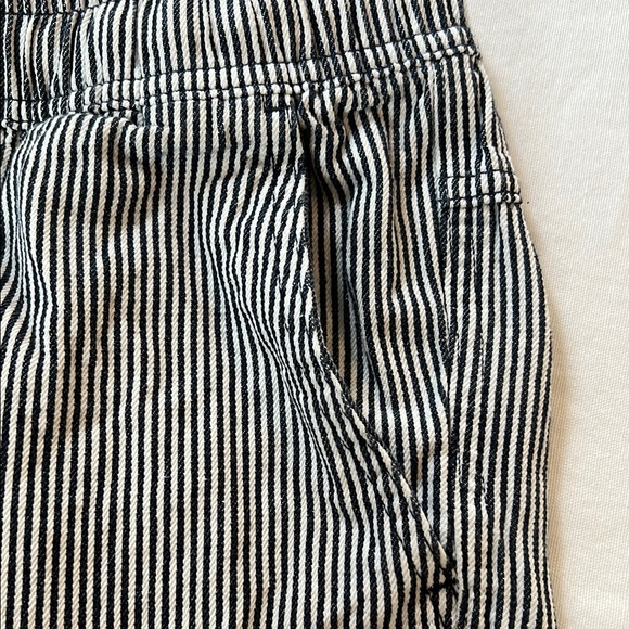 Cotton On Men’s Navy and White Striped Easy Shorts - Picture 5 of 6